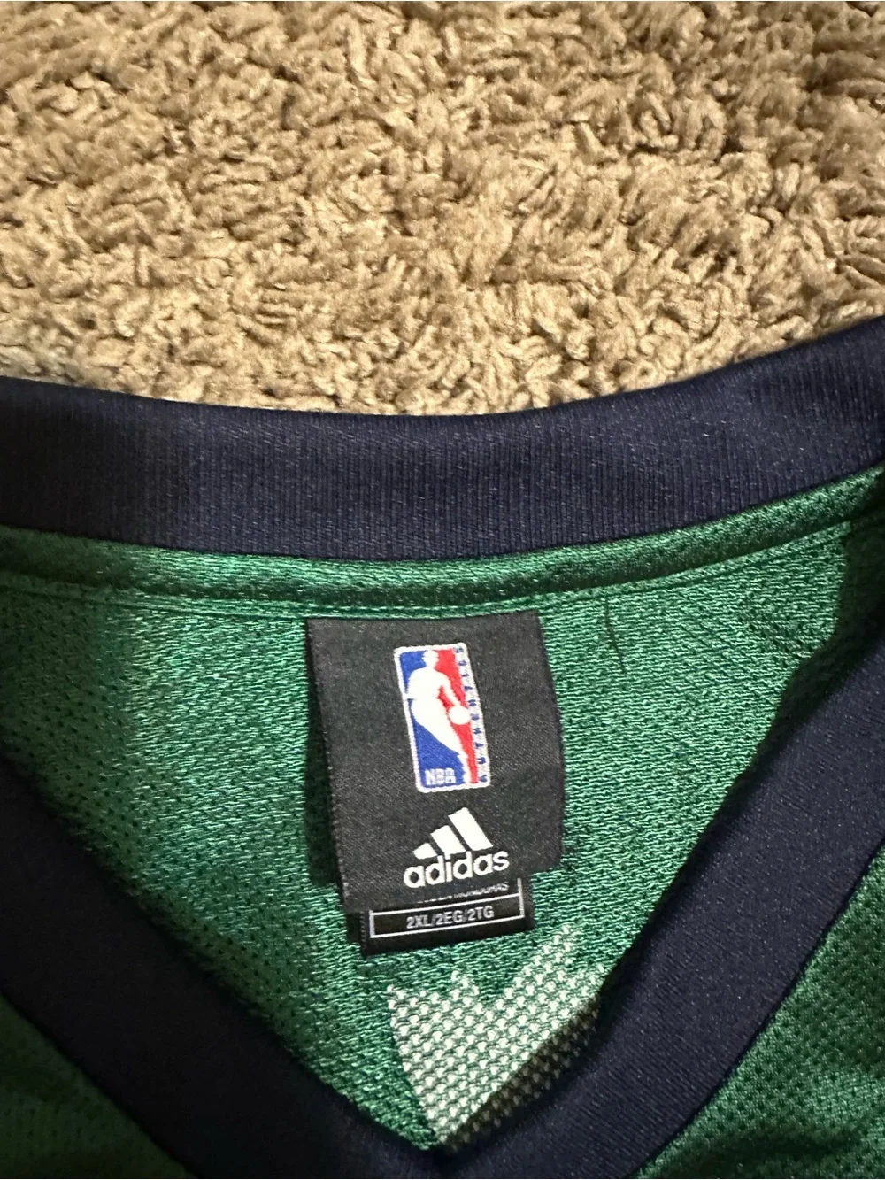 Vintage NBA Adidas Dallas Mavericks “Barea” jersey 00s size 2XL